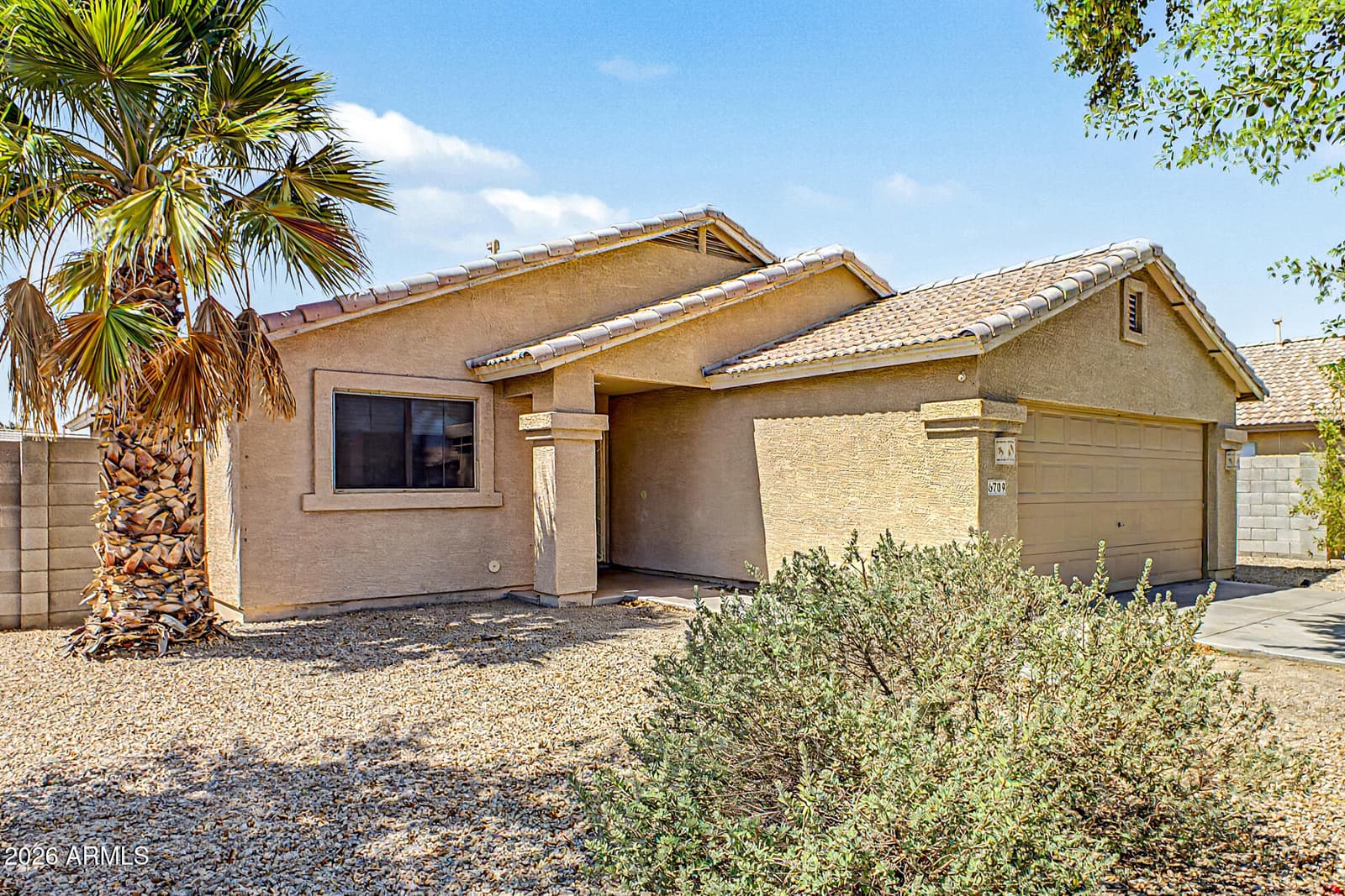 6709 W LUKE Avenue, Glendale, AZ 85303 — photo 4 of 31