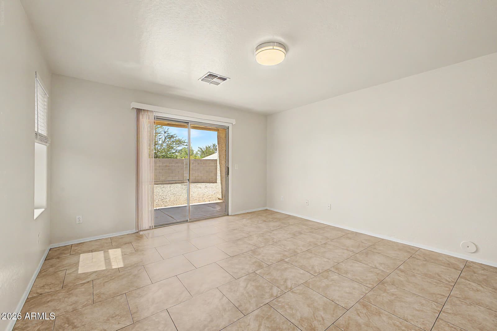 6709 W LUKE Avenue, Glendale, AZ 85303 — photo 8 of 31