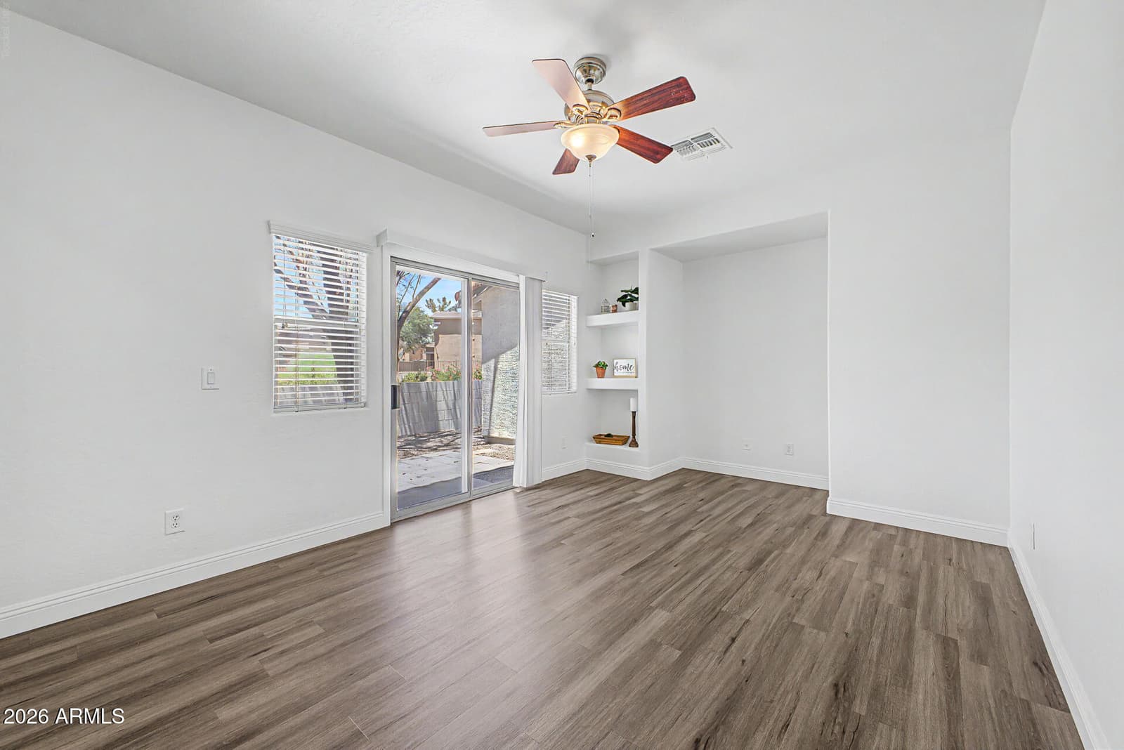 15042 N 142ND Lane, Surprise, AZ 85379 — photo 10 of 34