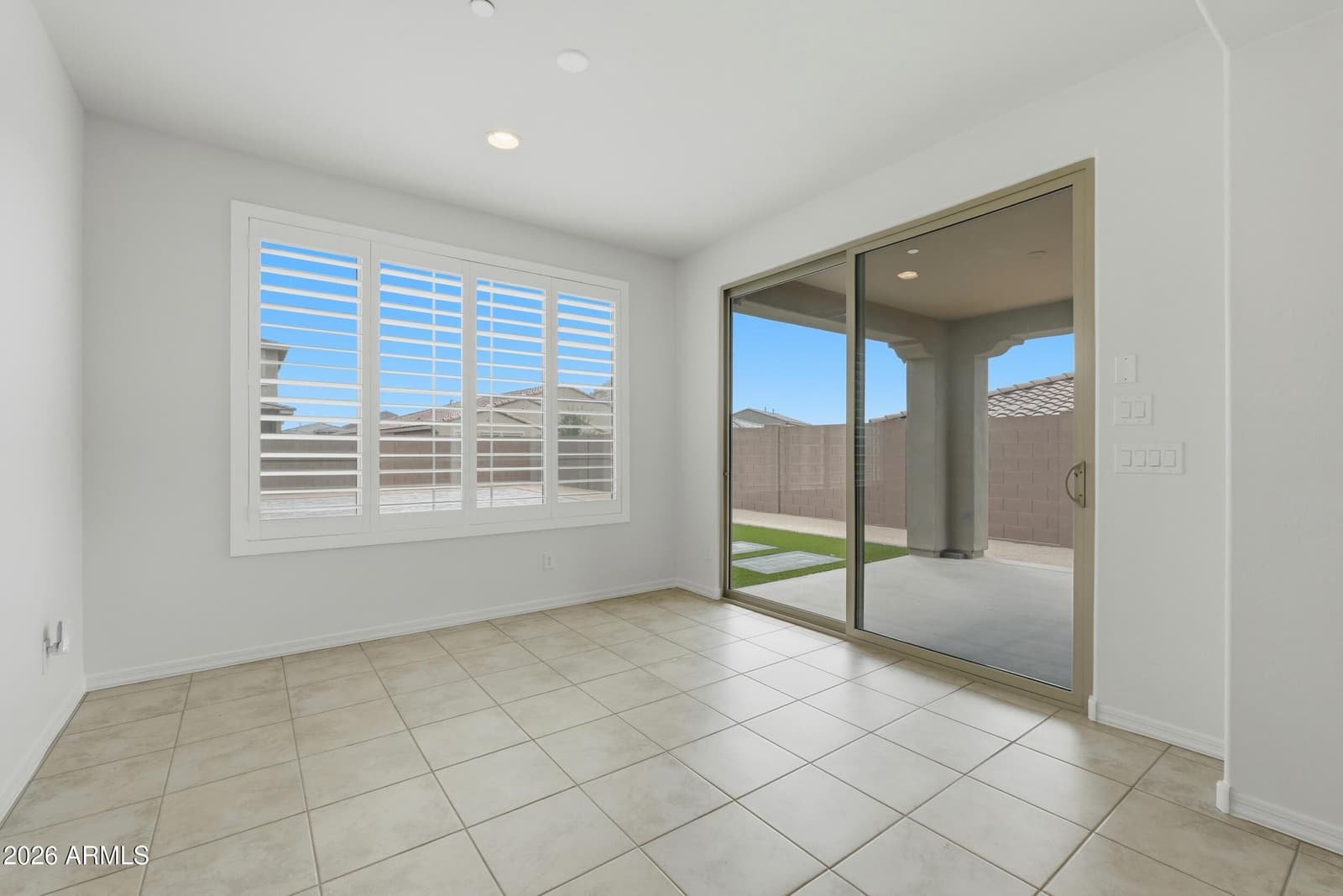 13810 W Calle De Baca Lane, Peoria, AZ 85383 — photo 9 of 54