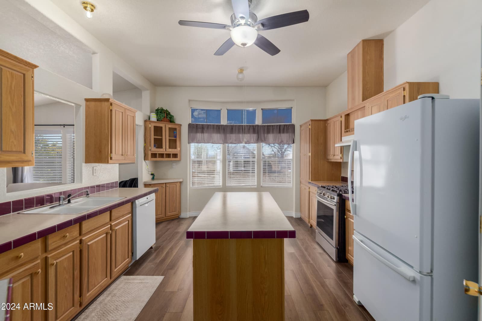 35203 W INDIAN SCHOOL Road, Tonopah, AZ 85354