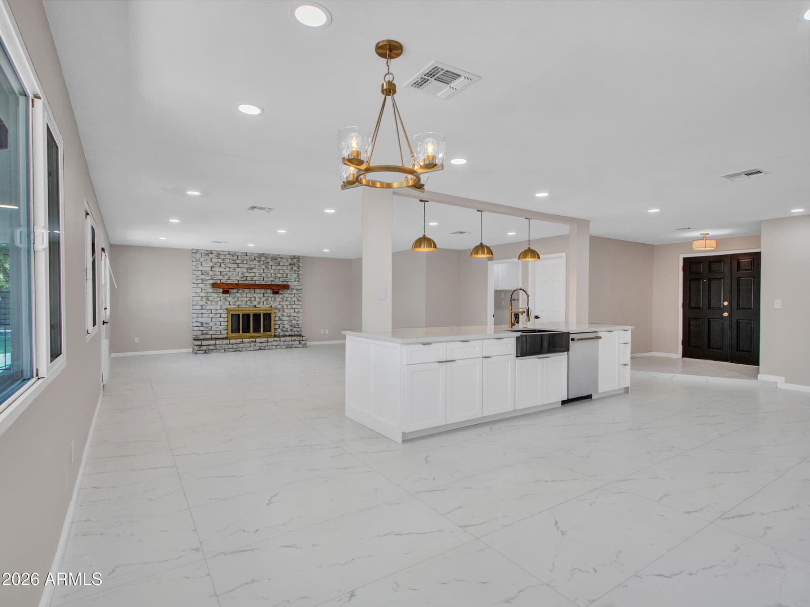 297 S Hacienda Circle, Litchfield Park, AZ 85340 — photo 15 of 113