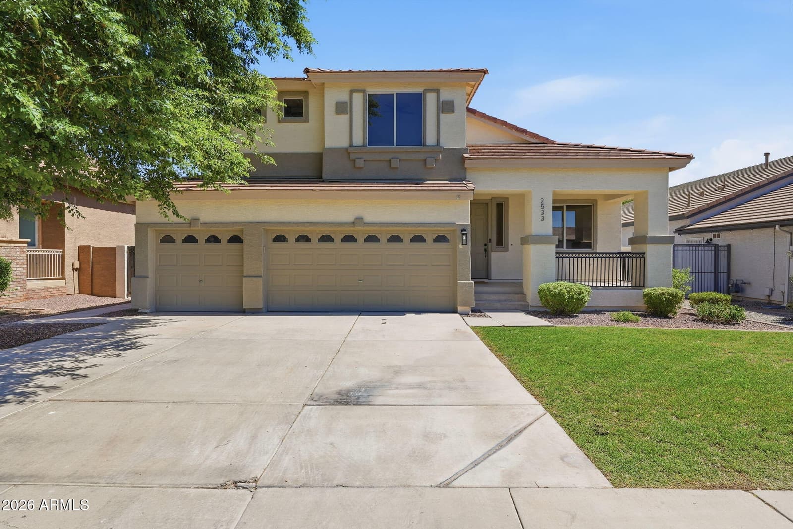 2533 E STOTTLER Drive, Gilbert, AZ 85296 — photo 1 of 51