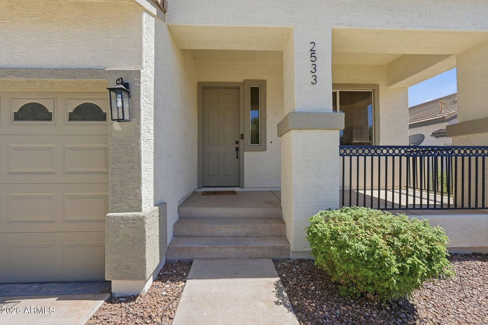 2533 E STOTTLER Drive, Gilbert, AZ 85296 — photo 3 of 51