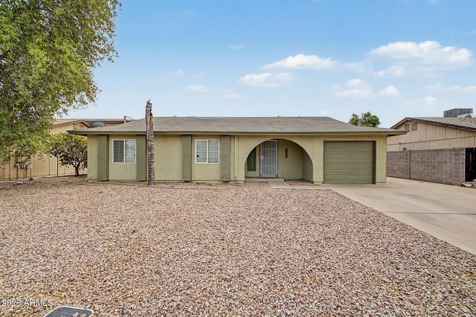 8925 W MEADOWBROOK Avenue, Phoenix, AZ 85037 — photo 1 of 35