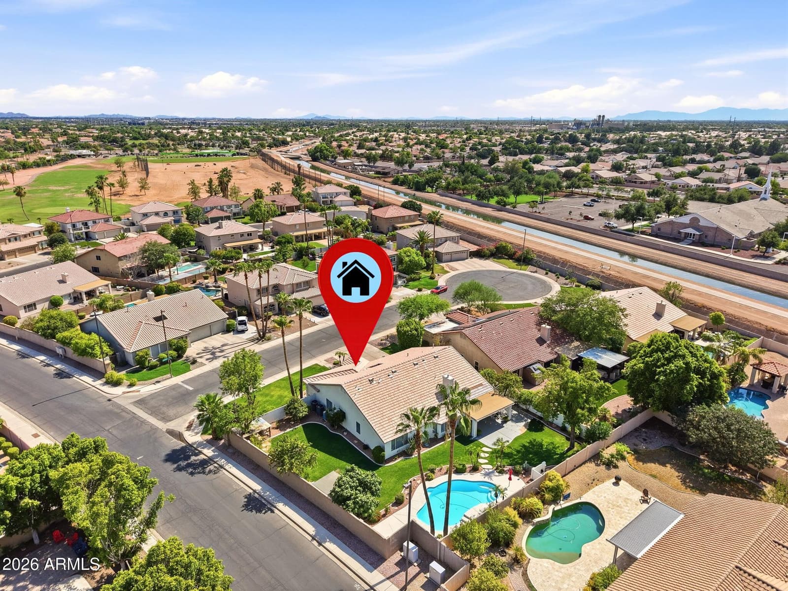 2540 E SAGEBRUSH Street, Gilbert, AZ 85296 — photo 2 of 40