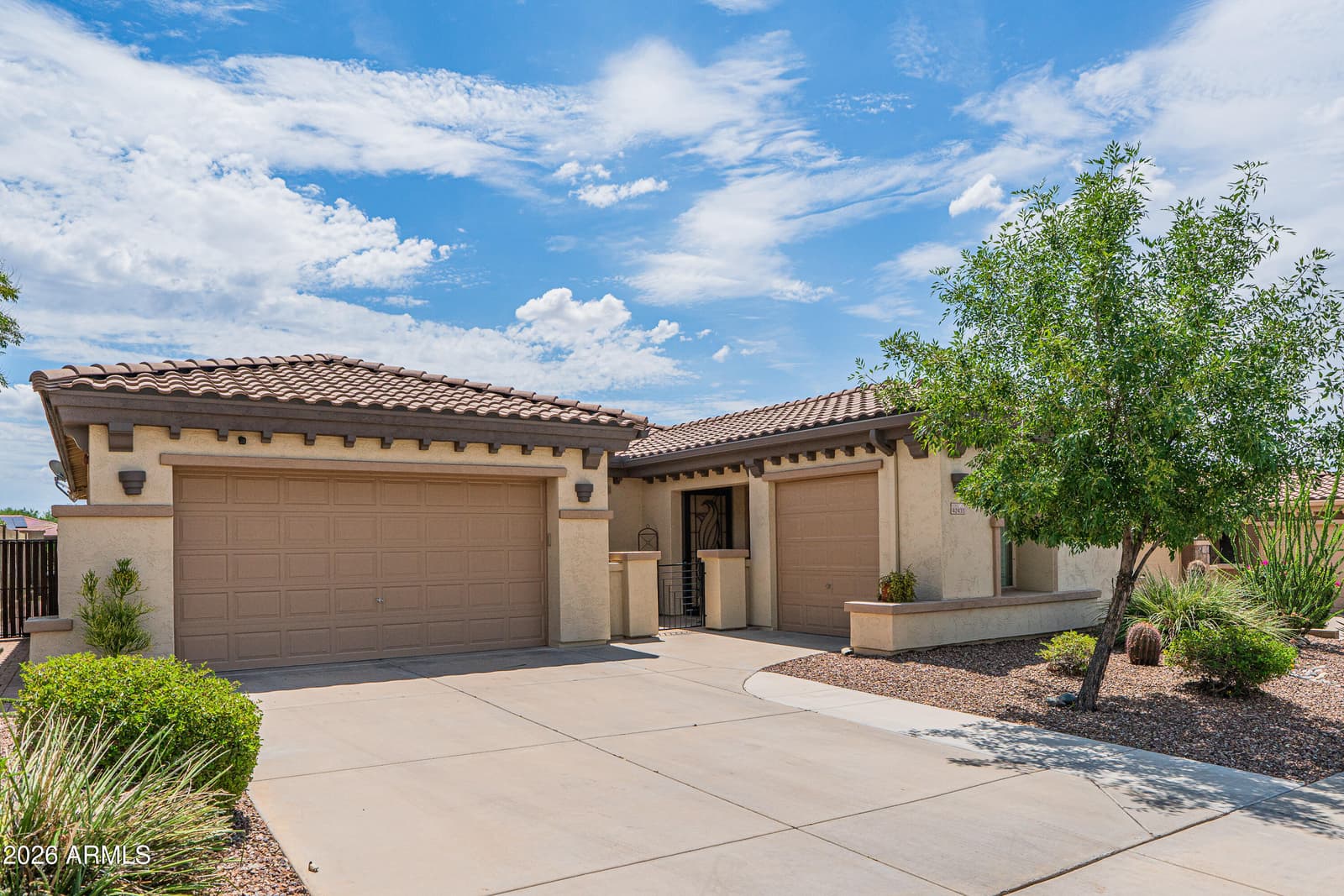 42431 N CELEBRATION Way, Phoenix, AZ 85086