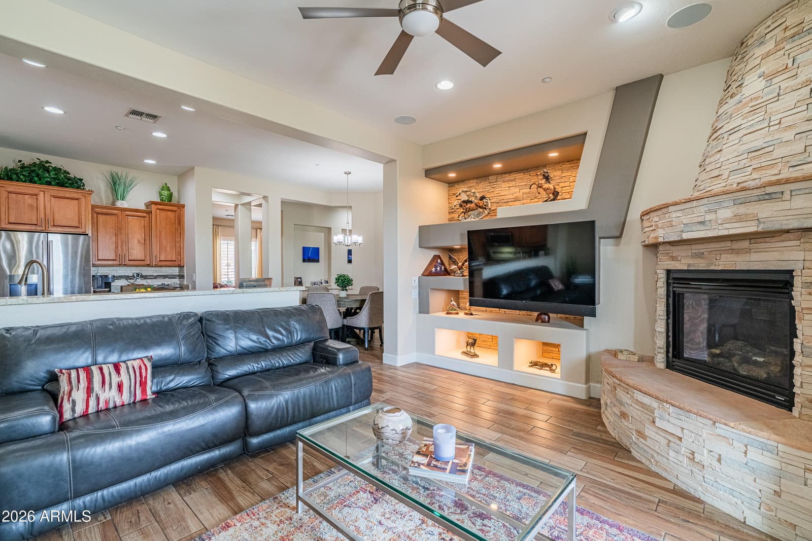 42431 N CELEBRATION Way, Phoenix, AZ 85086 — photo 15 of 45