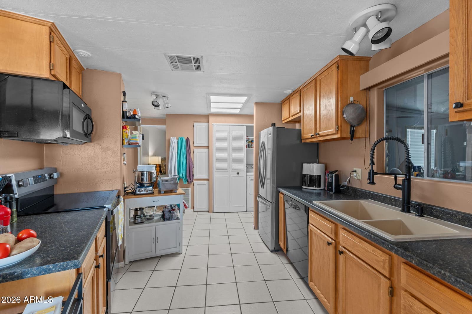 2501 W Wickenburg Way 19, Wickenburg, AZ 85390 — photo 3 of 28
