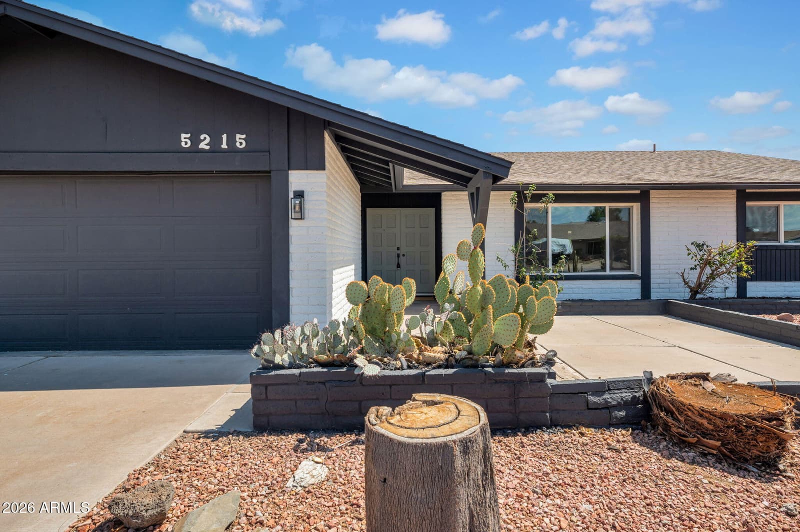 5215 W Hearn Road, Glendale, AZ 85306 — photo 5 of 28
