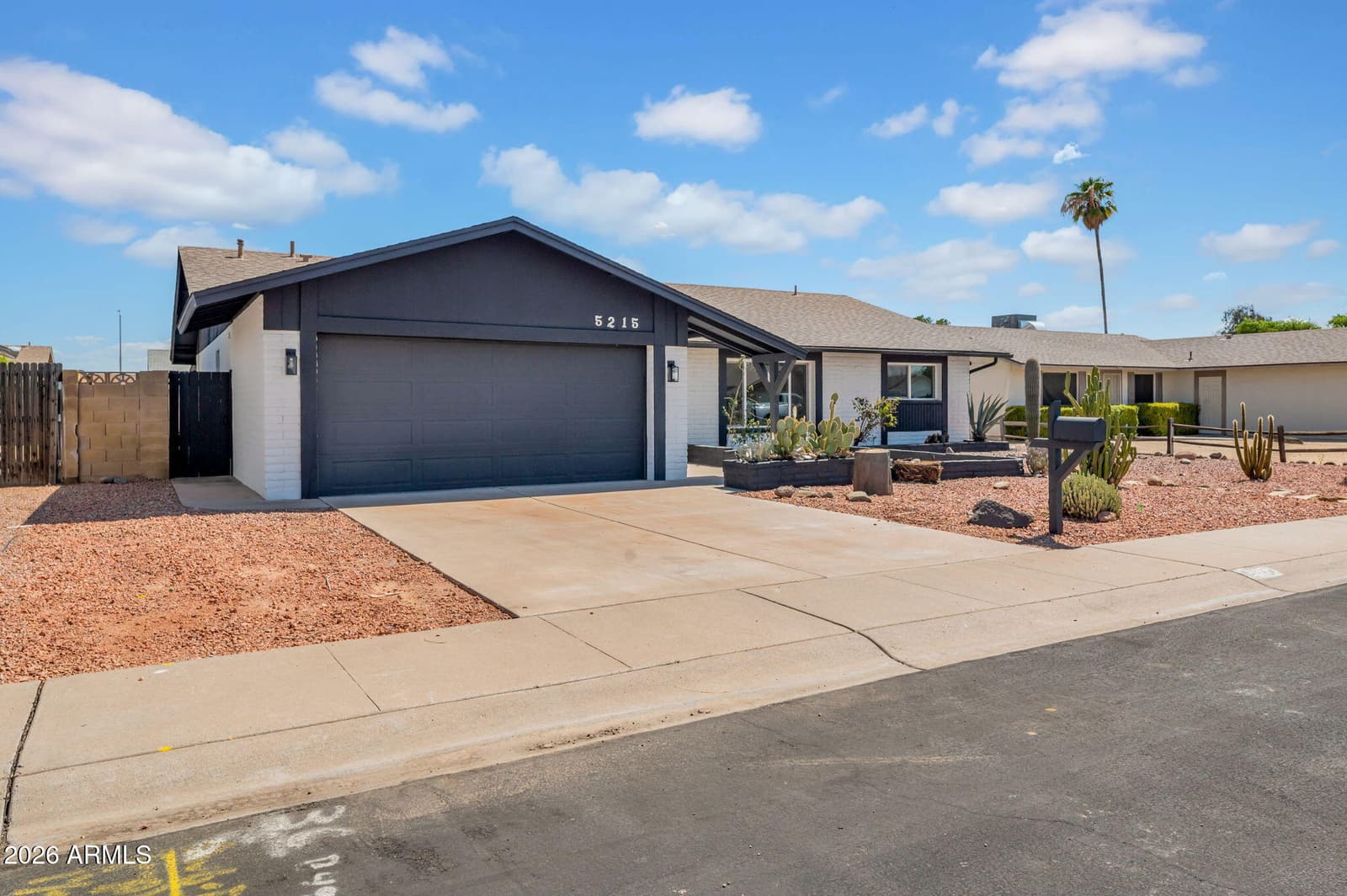 5215 W Hearn Road, Glendale, AZ 85306 — photo 3 of 28