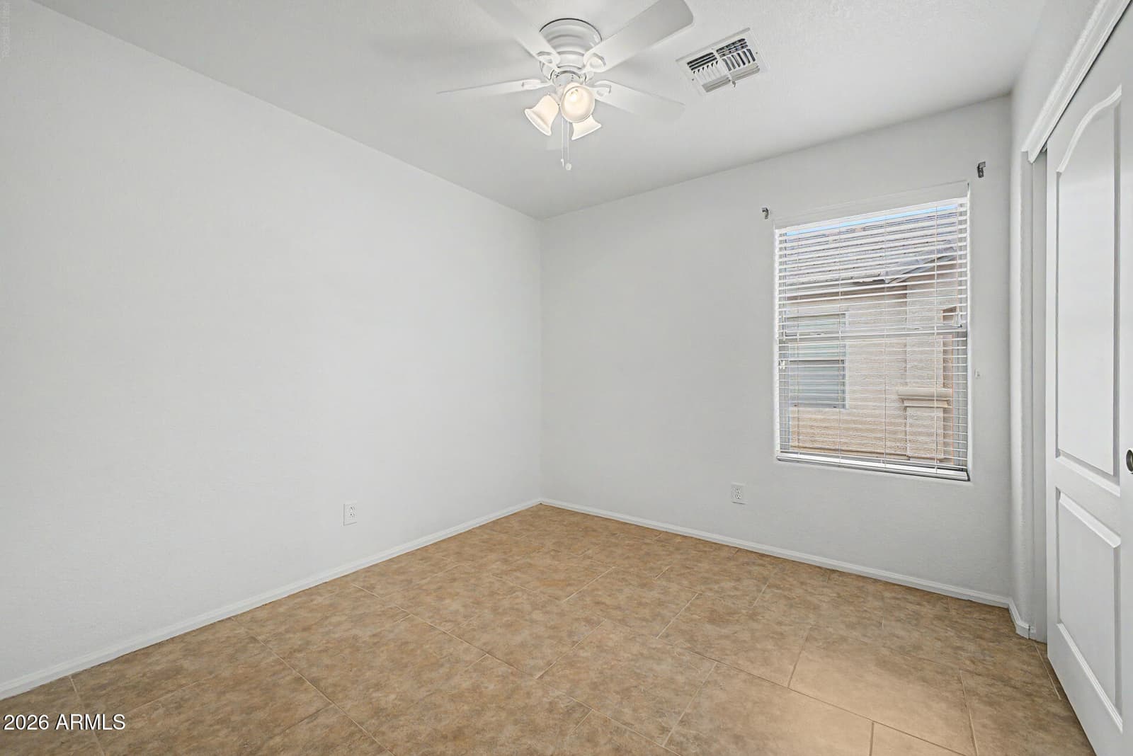 4101 E TANZANITE Lane, San Tan Valley, AZ 85143 — photo 11 of 39