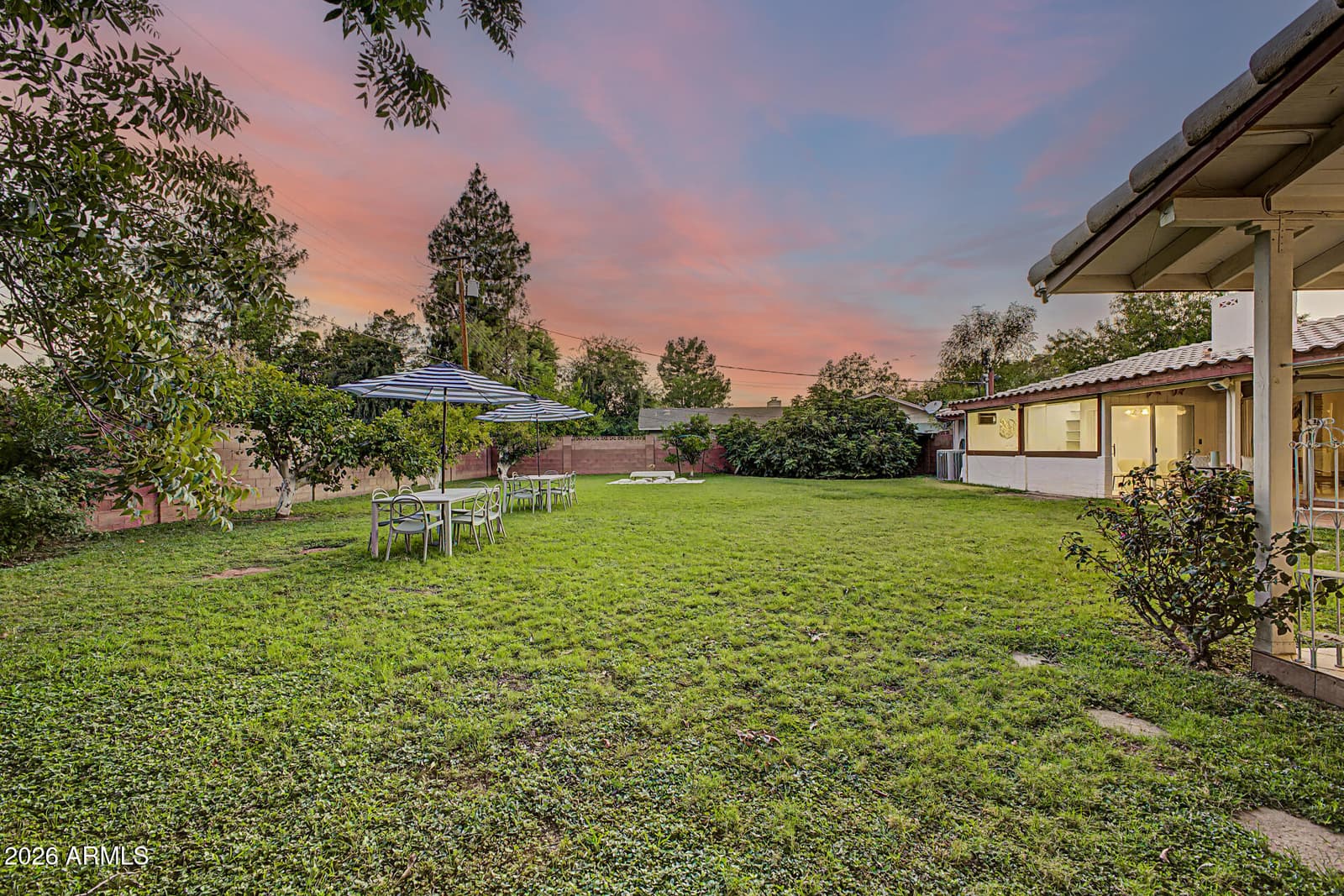 1001 W KALER Drive, Phoenix, AZ 85021 — photo 12 of 86