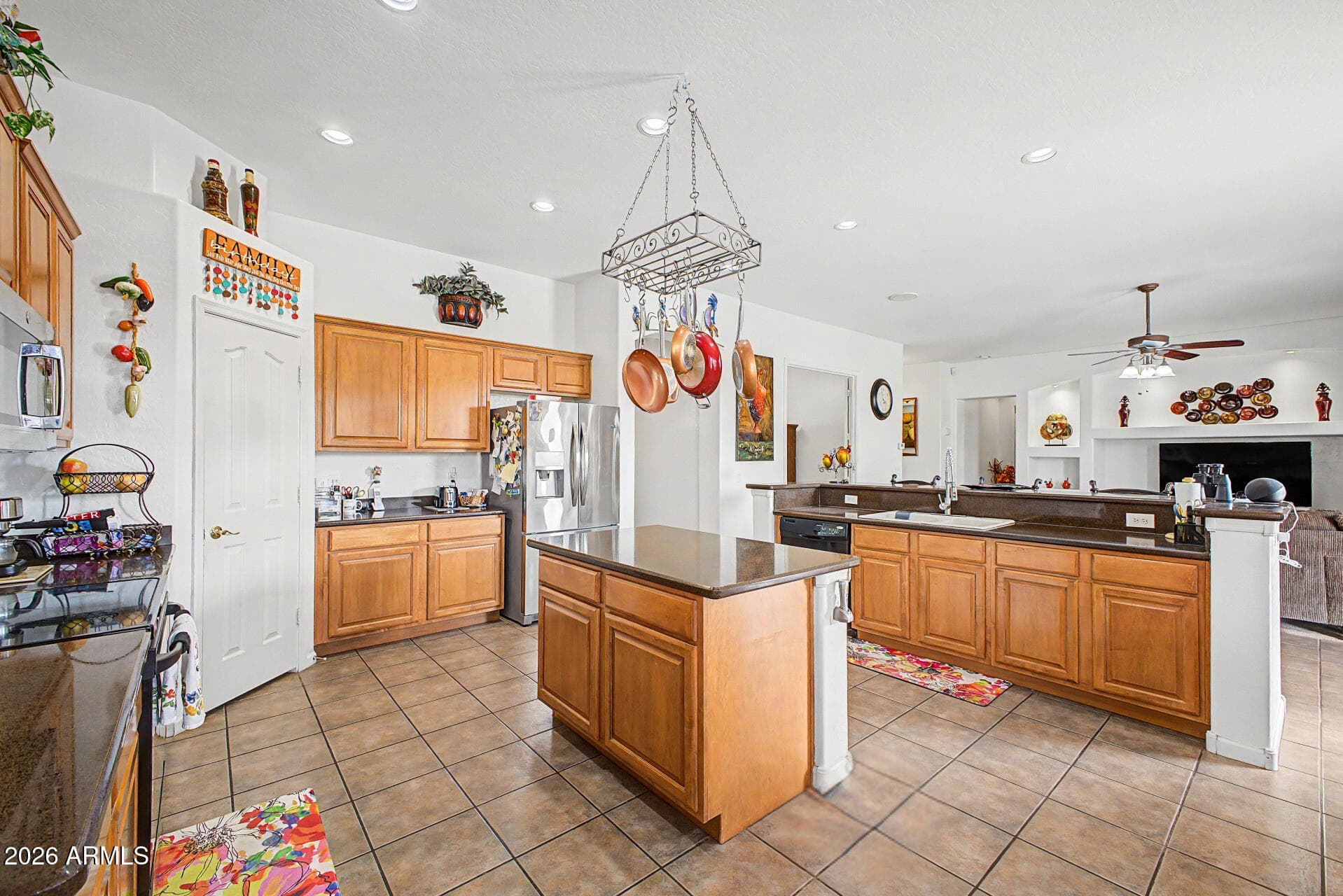 25424 N 73RD Avenue, Peoria, AZ 85383 — photo 3 of 28