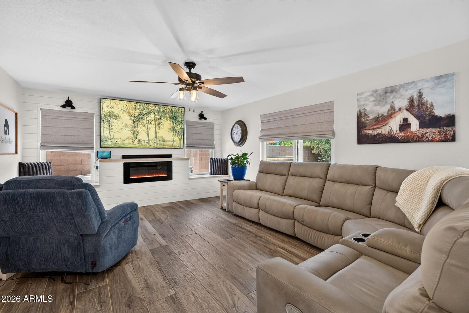 1482 E CENTURY Avenue, Gilbert, AZ 85296 — photo 11 of 31