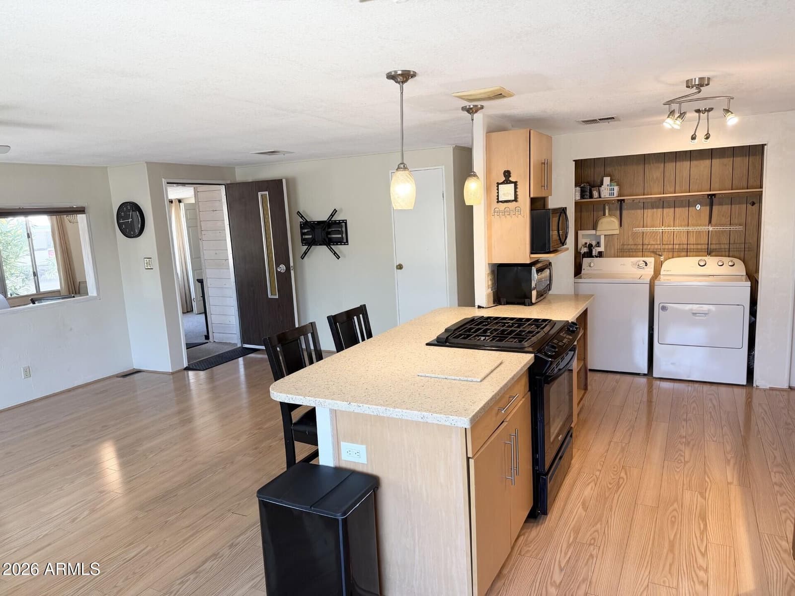 8200 E CORALBELL Circle, Mesa, AZ 85208 — photo 4 of 34