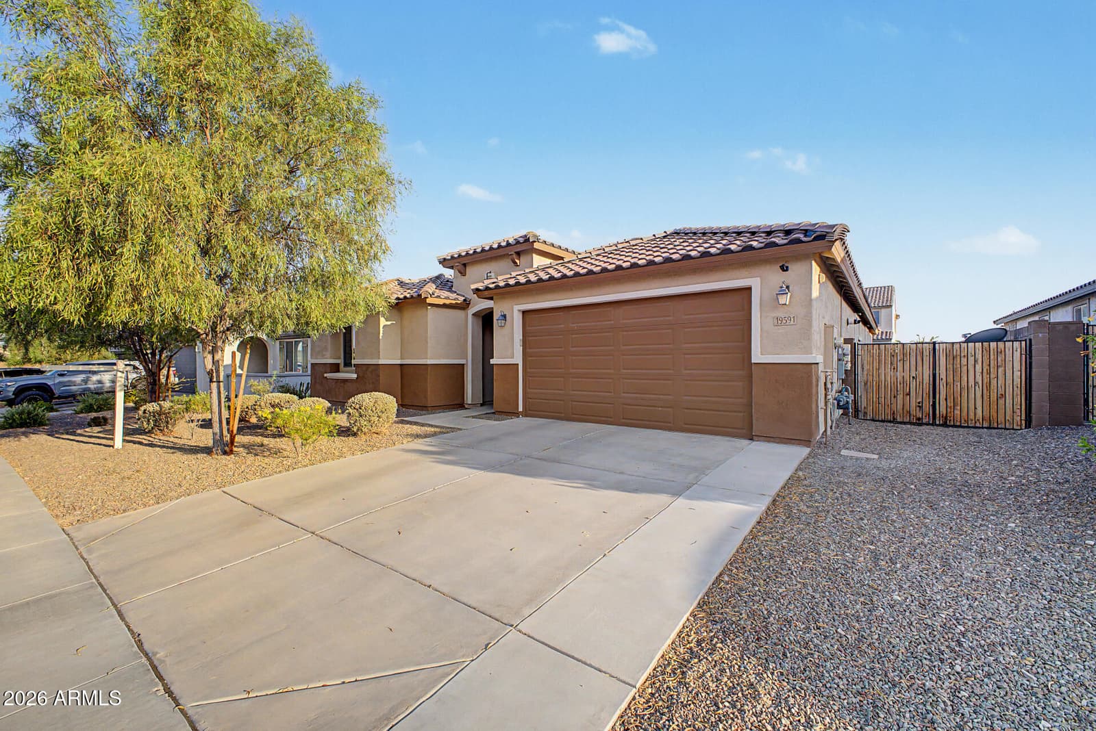 19591 W San Miguel Avenue, Litchfield Park, AZ 85340 — photo 3 of 34