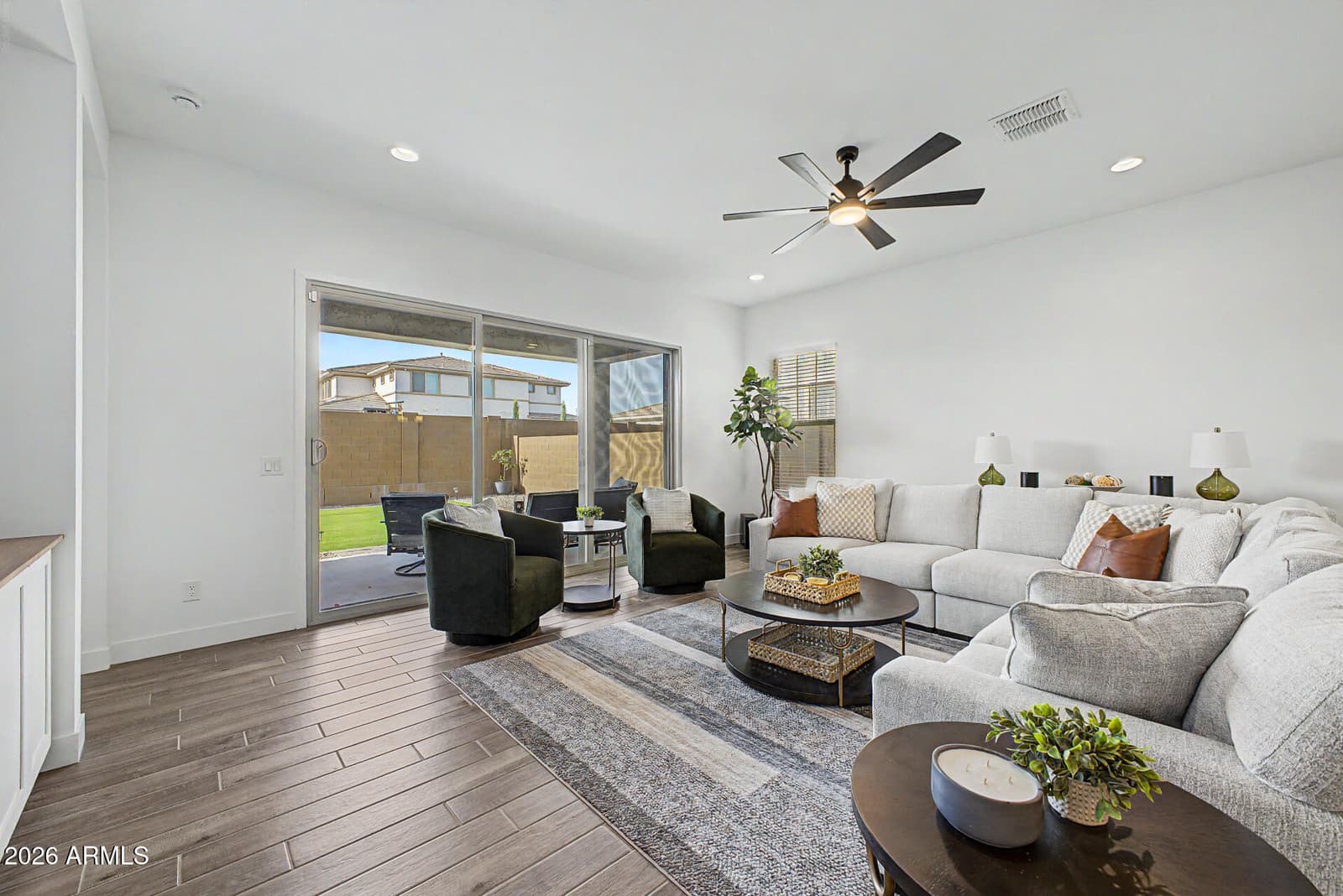 8432 W SOLANO Drive, Glendale, AZ 85305 — photo 13 of 45