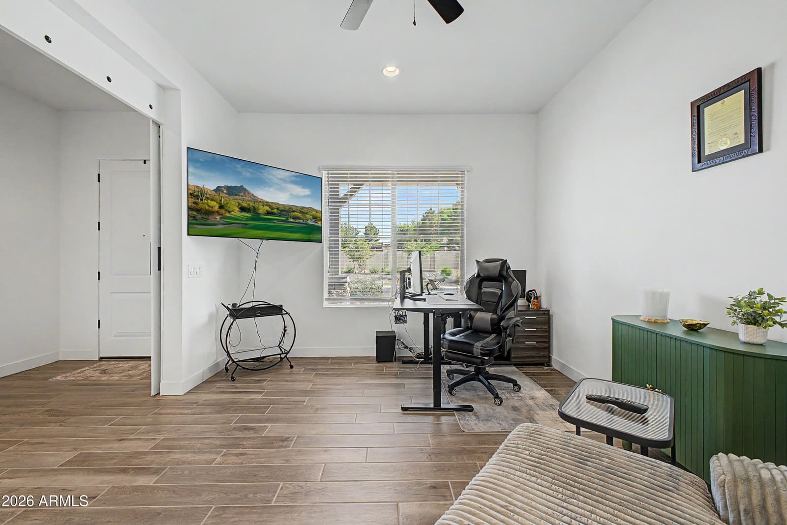 8432 W SOLANO Drive, Glendale, AZ 85305 — photo 4 of 45