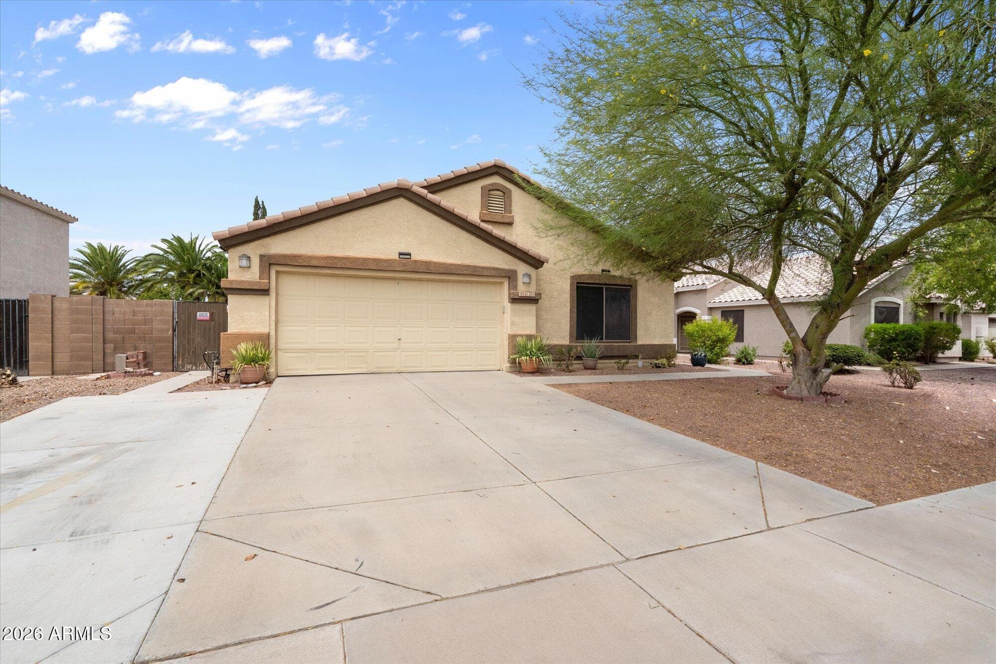 8830 W SALTER Drive, Peoria, AZ 85382 — photo 2 of 30
