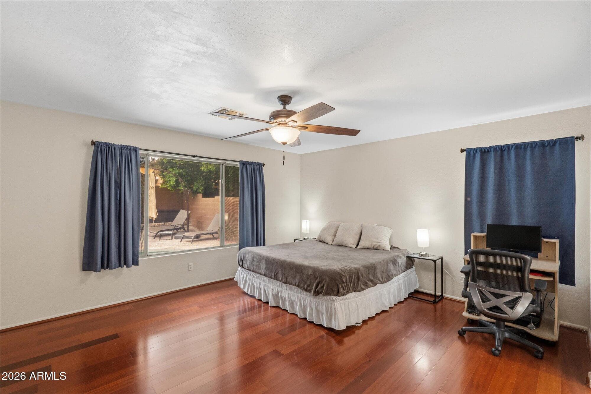 8830 W SALTER Drive, Peoria, AZ 85382 — photo 14 of 30