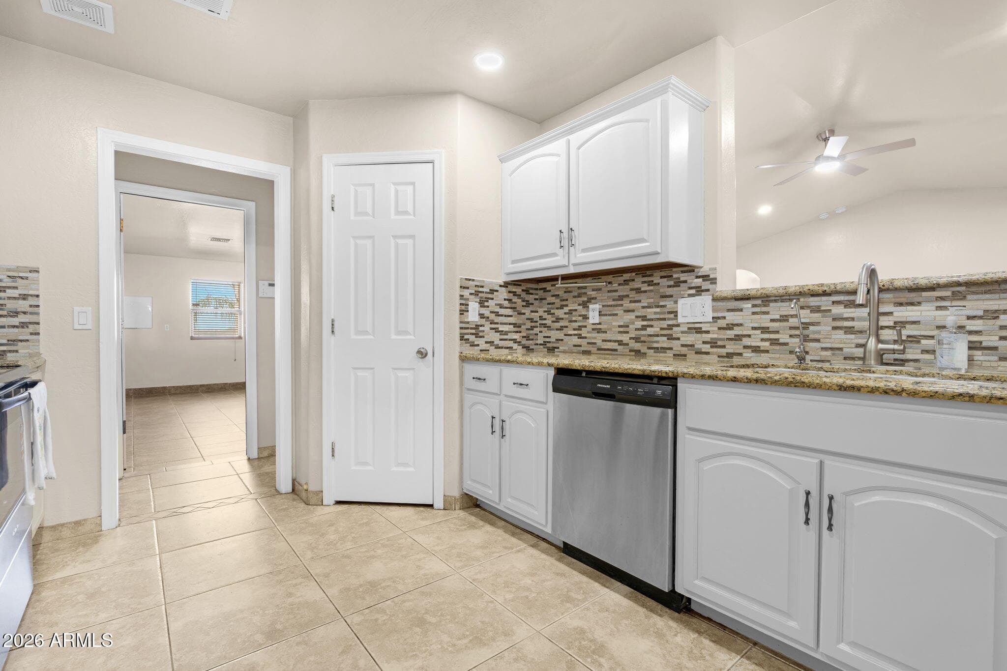 3065 W cornman Road, Eloy, AZ 85131 — photo 14 of 47