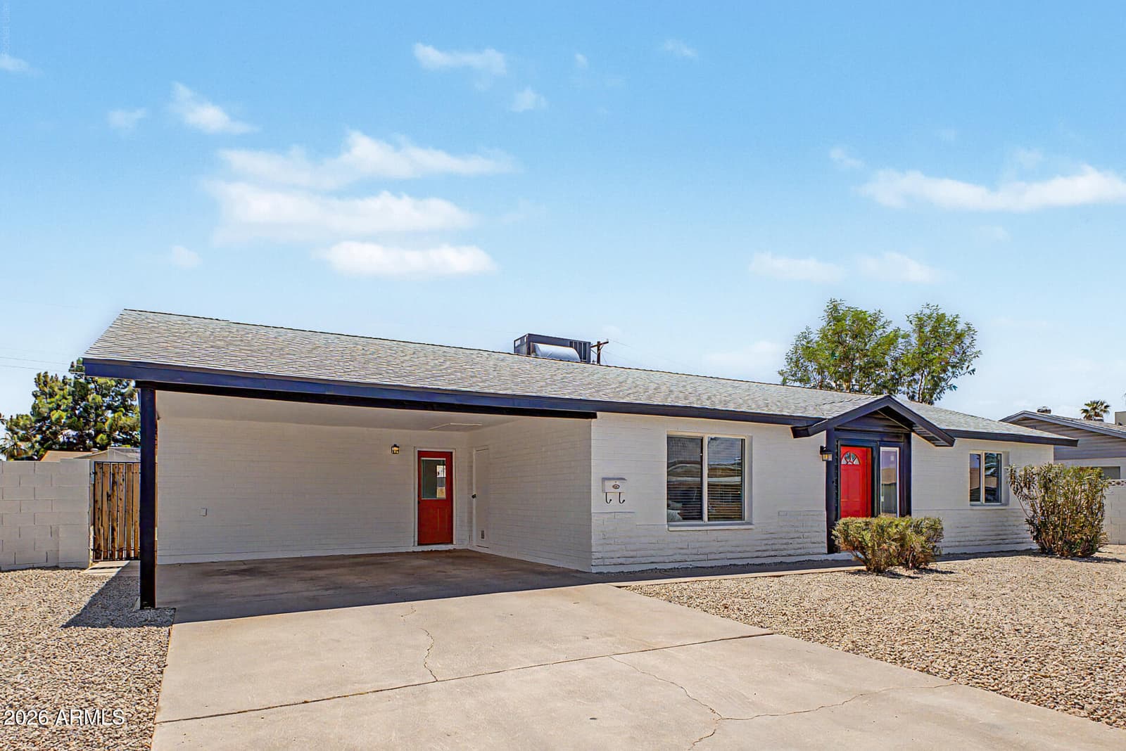 6521 W TURNEY Avenue, Phoenix, AZ 85033 — photo 4 of 45