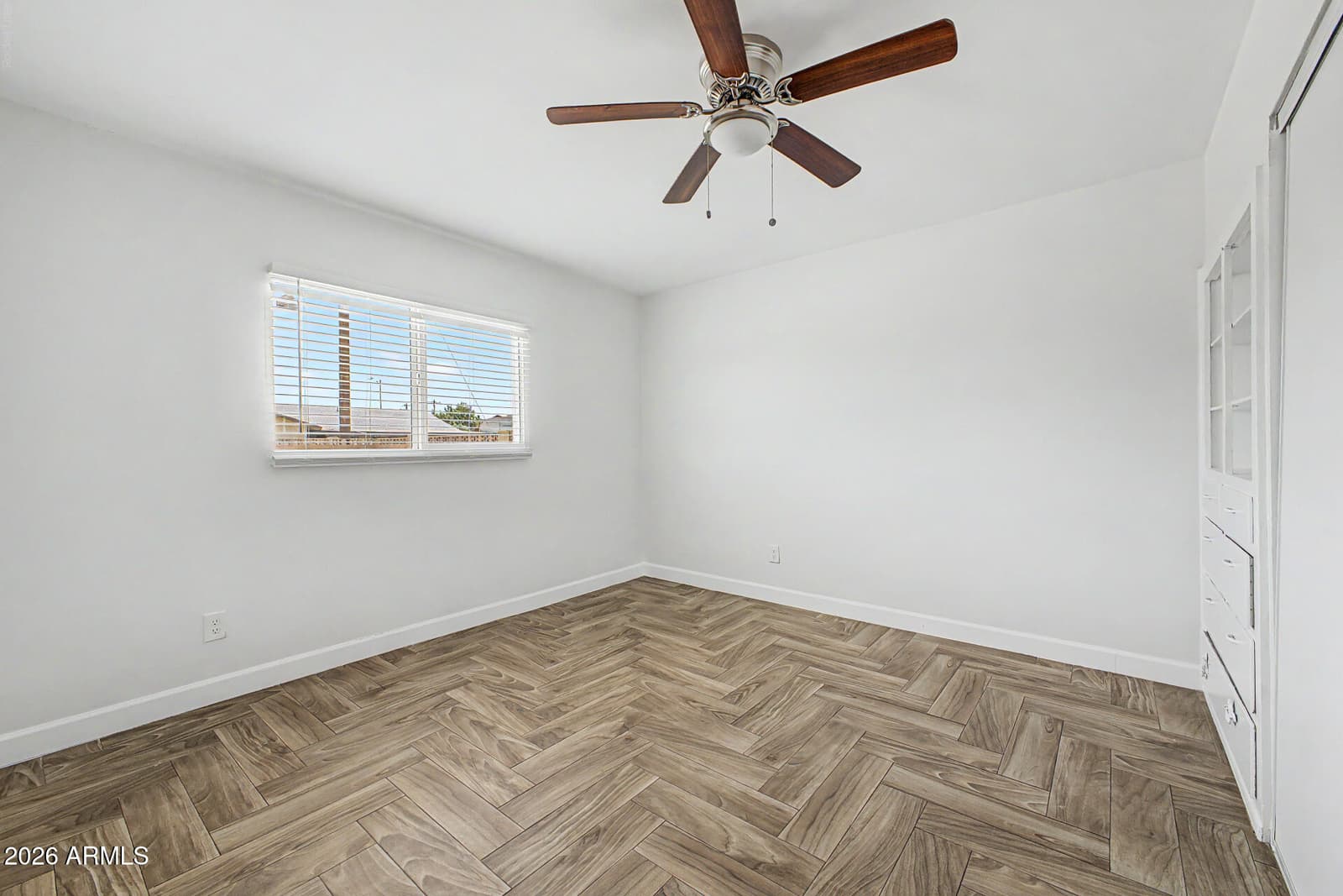 6521 W TURNEY Avenue, Phoenix, AZ 85033 — photo 32 of 45
