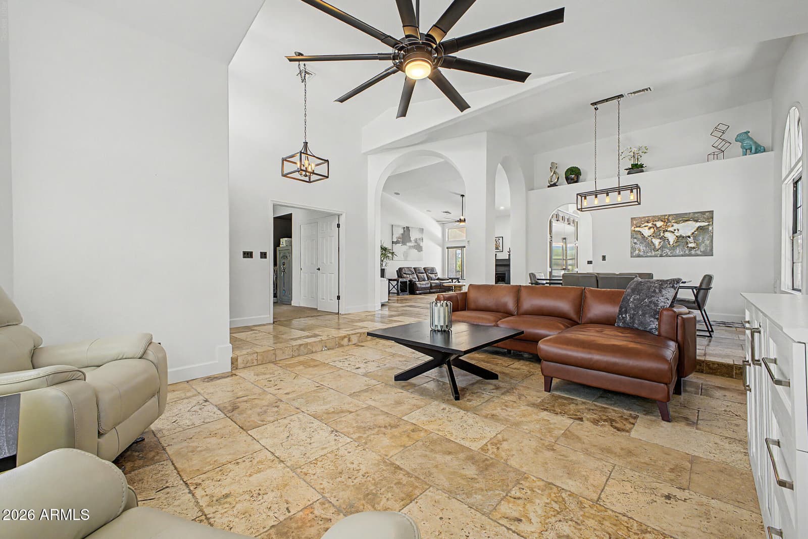 926 W COAST Drive, Gilbert, AZ 85233 — photo 12 of 75