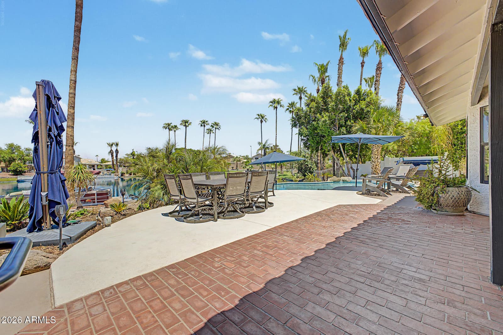 926 W COAST Drive, Gilbert, AZ 85233 — photo 4 of 75