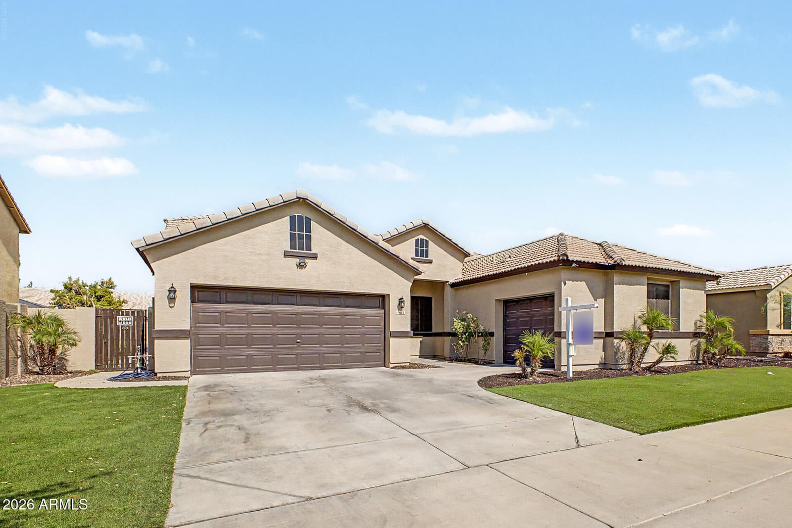 6611 S 25TH Drive, Phoenix, AZ 85041 — photo 1 of 27