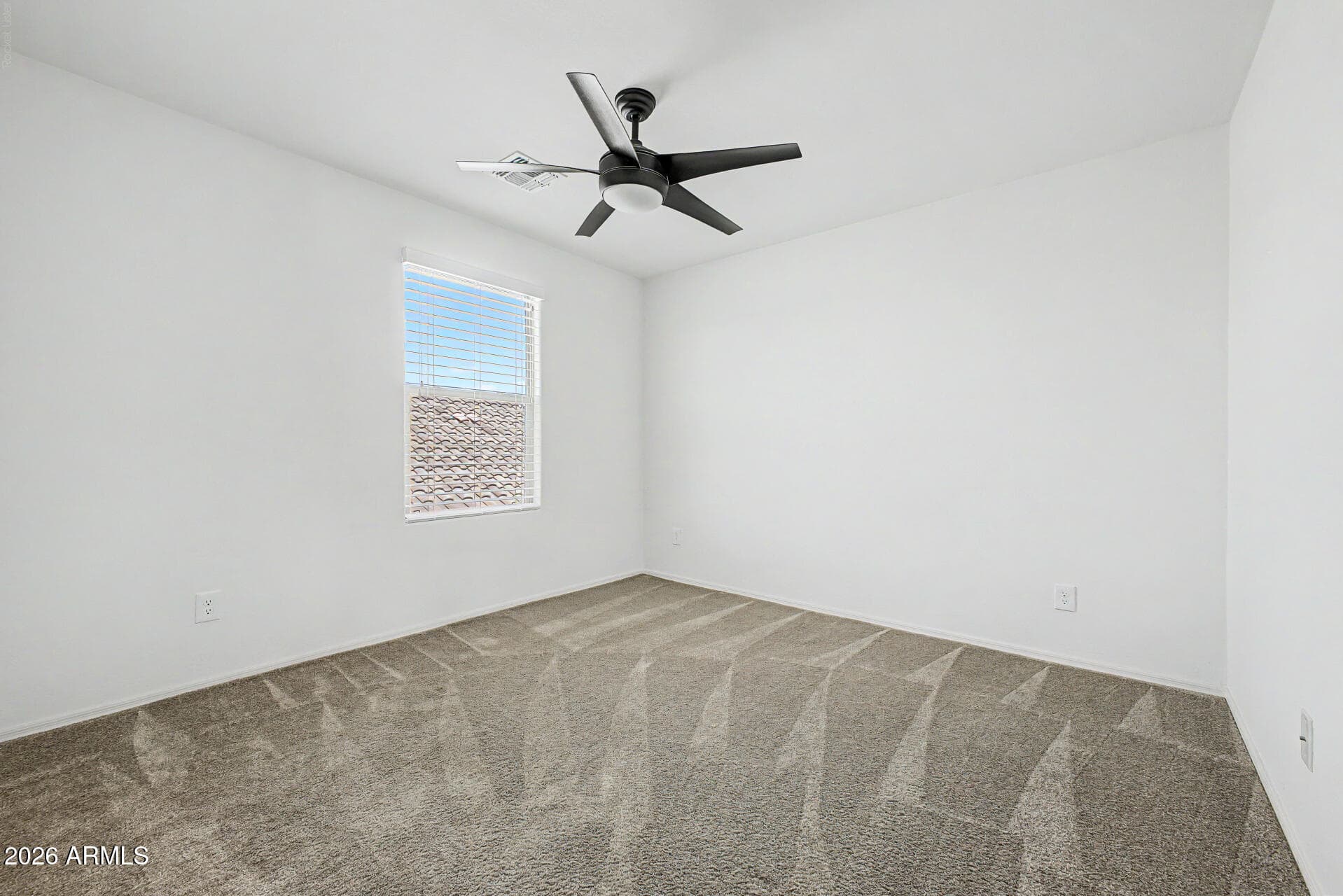 12119 W HIDE Trail, Peoria, AZ 85383 — photo 24 of 34