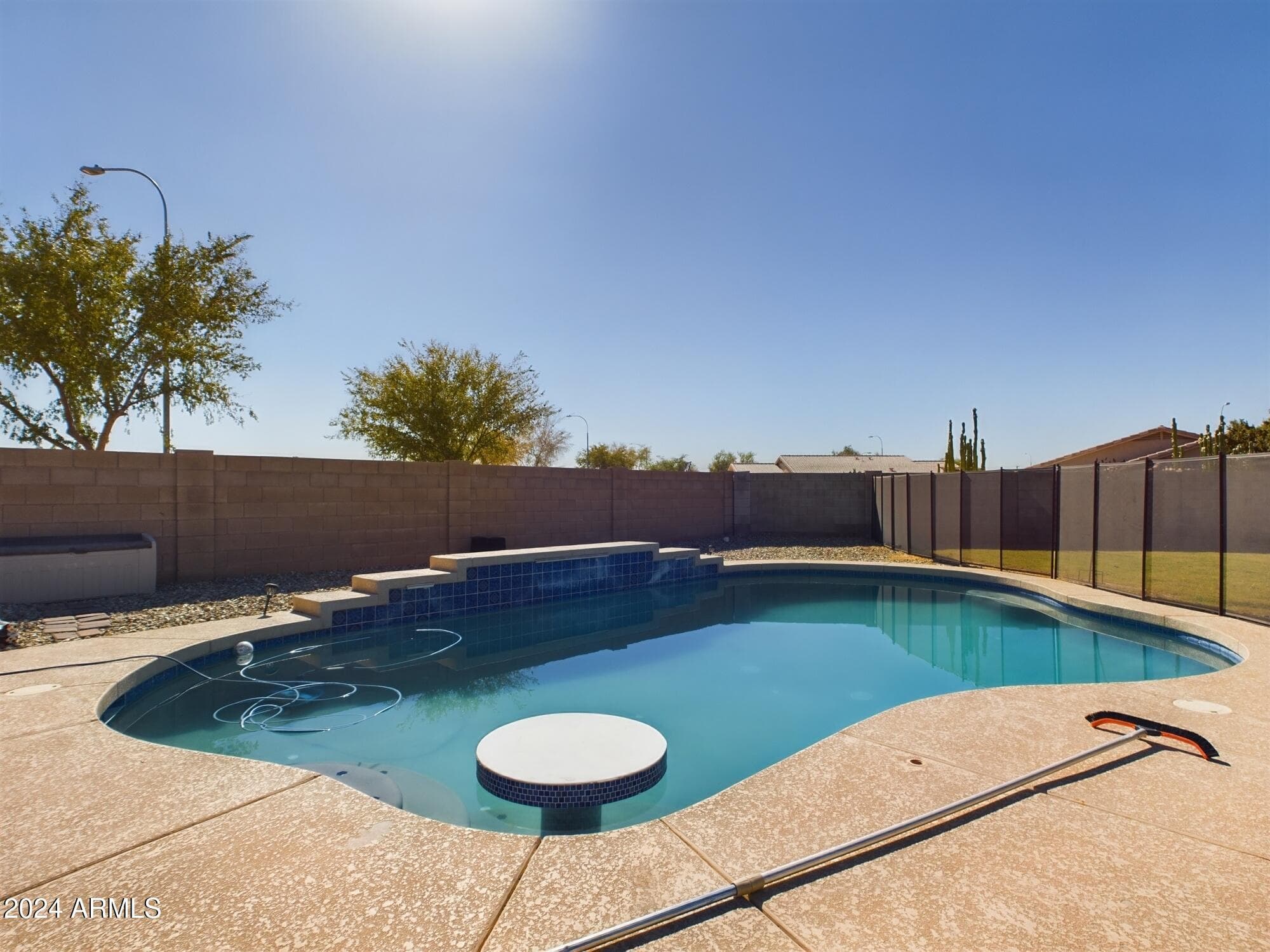 8735 W ROYAL PALM Road, Peoria, AZ 85345 — photo 11 of 17