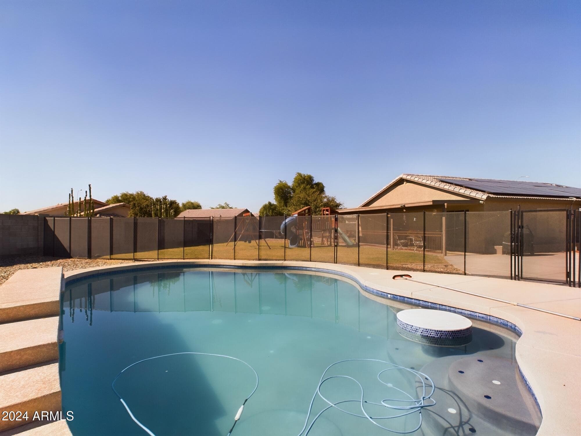 8735 W ROYAL PALM Road, Peoria, AZ 85345 — photo 9 of 17