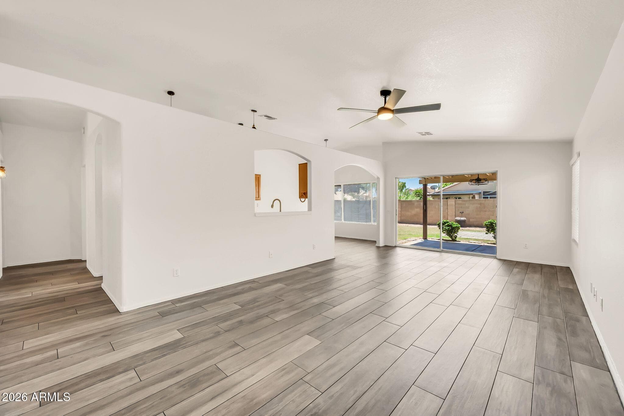 145 W Merrill Court, Gilbert, AZ 85233 — photo 8 of 37