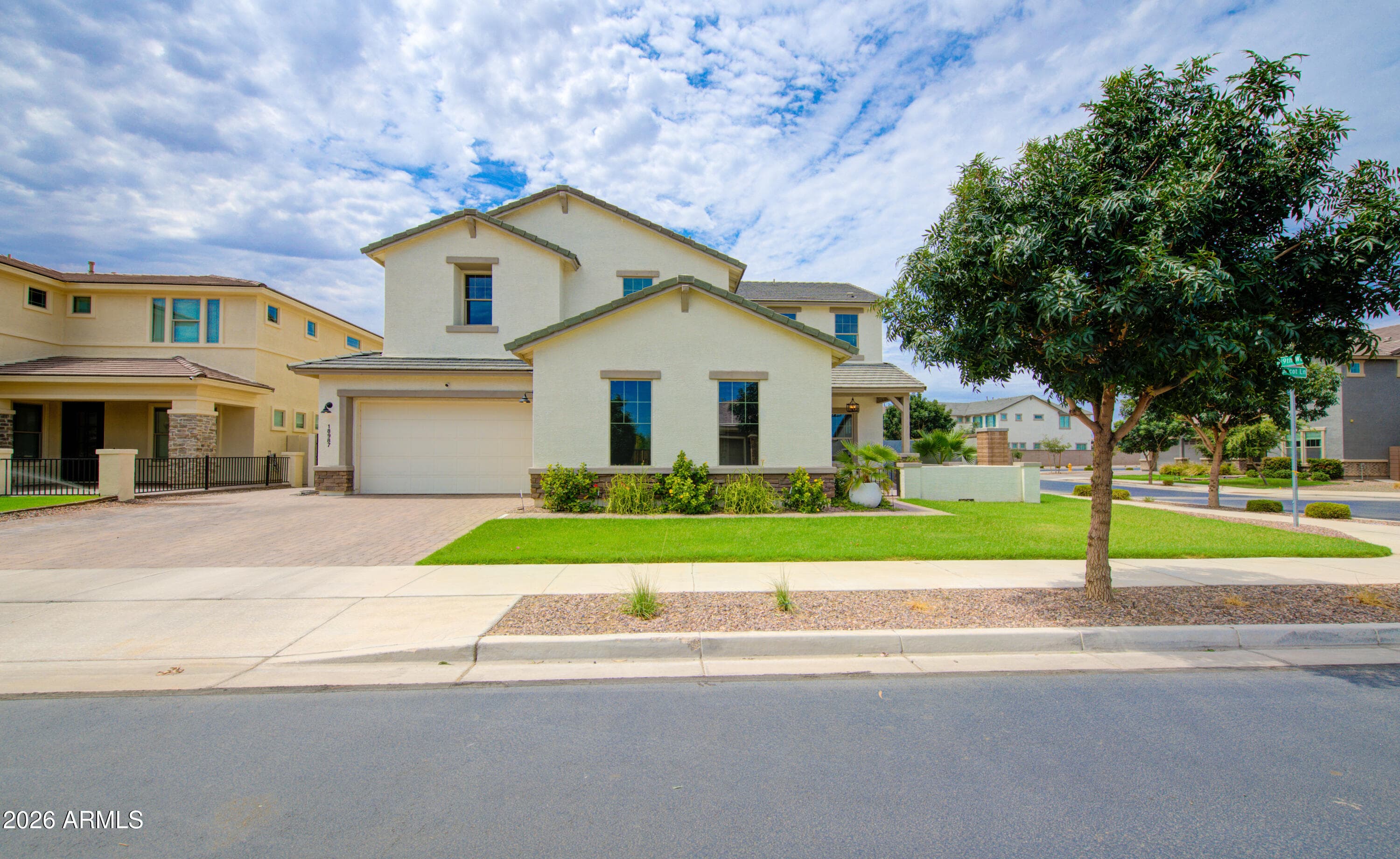 18987 E APRICOT Lane, Queen Creek, AZ 85142 — photo 4 of 95
