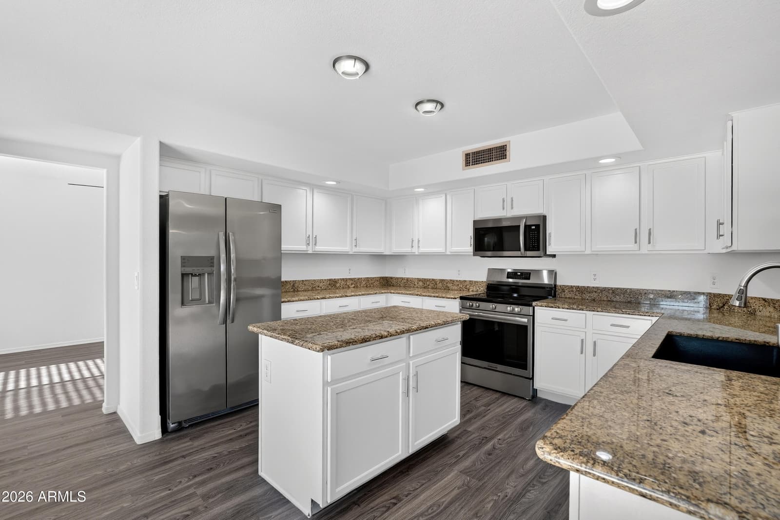 716 S CARDINAL Street, Gilbert, AZ 85296 — photo 4 of 62