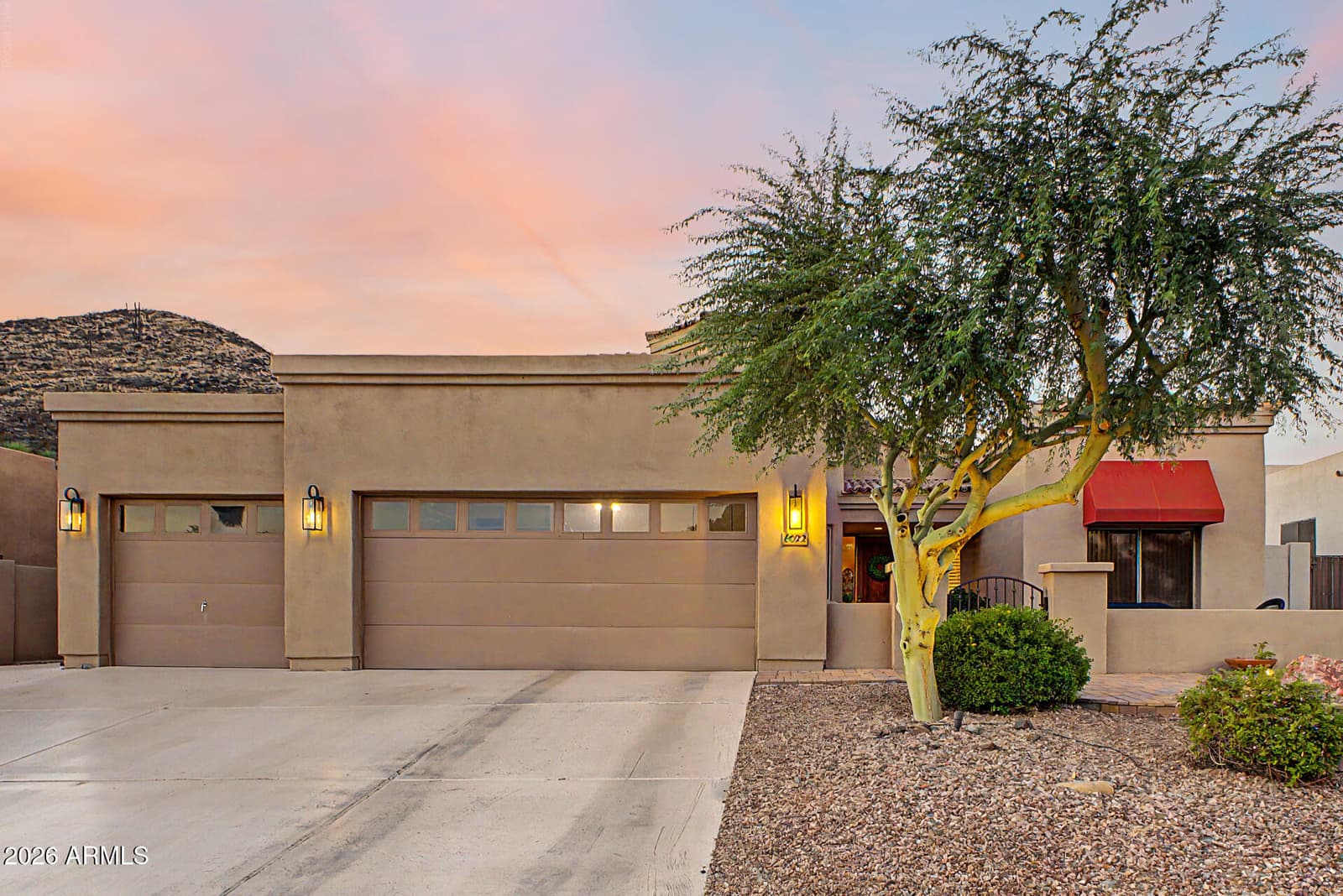 6022 W Robin Lane, Glendale, AZ 85310 — photo 10 of 82