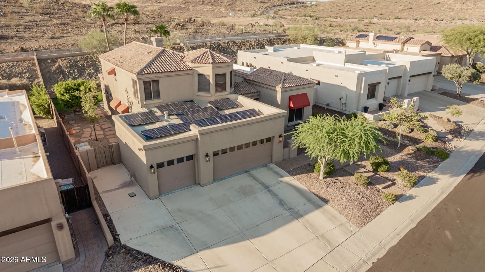 6022 W Robin Lane, Glendale, AZ 85310 — photo 5 of 82
