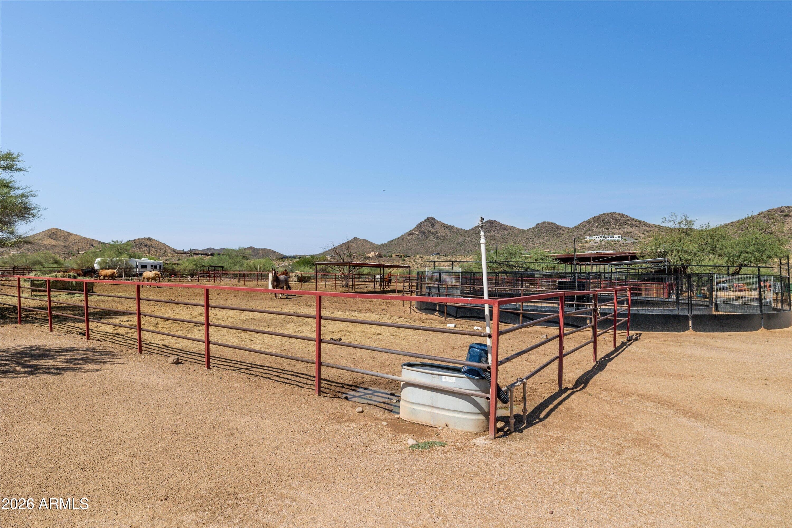 5315 E ROCKAWAY HILLS Drive, Cave Creek, AZ 85331 — photo 10 of 67