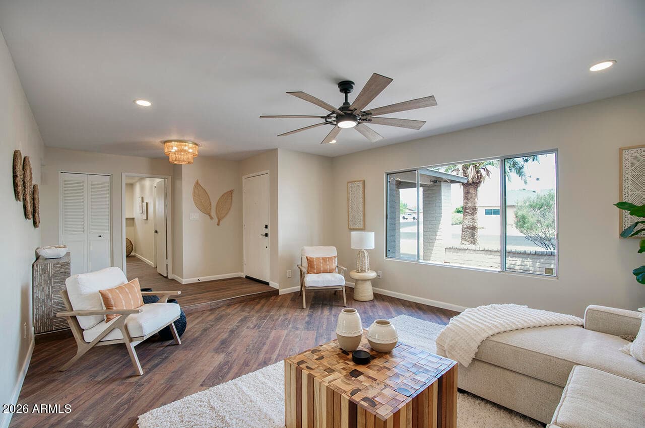 5215 W VIA CAMILLE, Glendale, AZ 85306 — photo 8 of 29