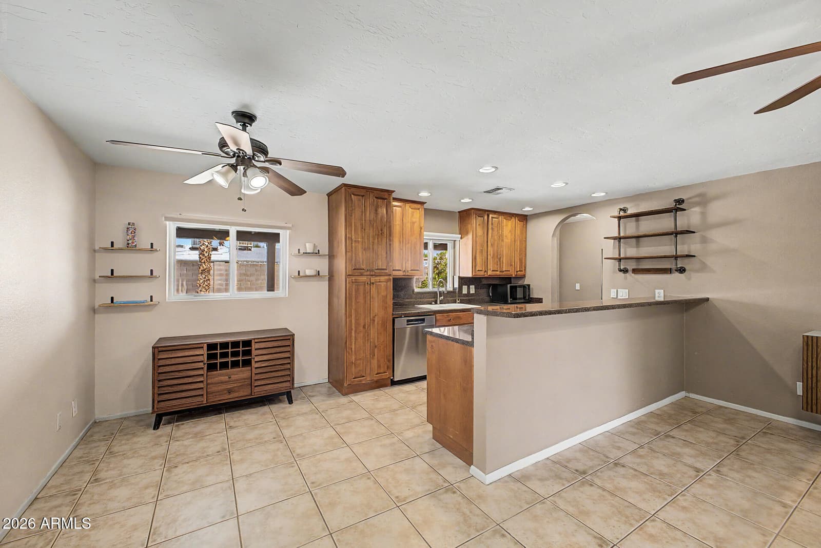 3047 S ROGERS, Mesa, AZ 85202 — photo 9 of 27