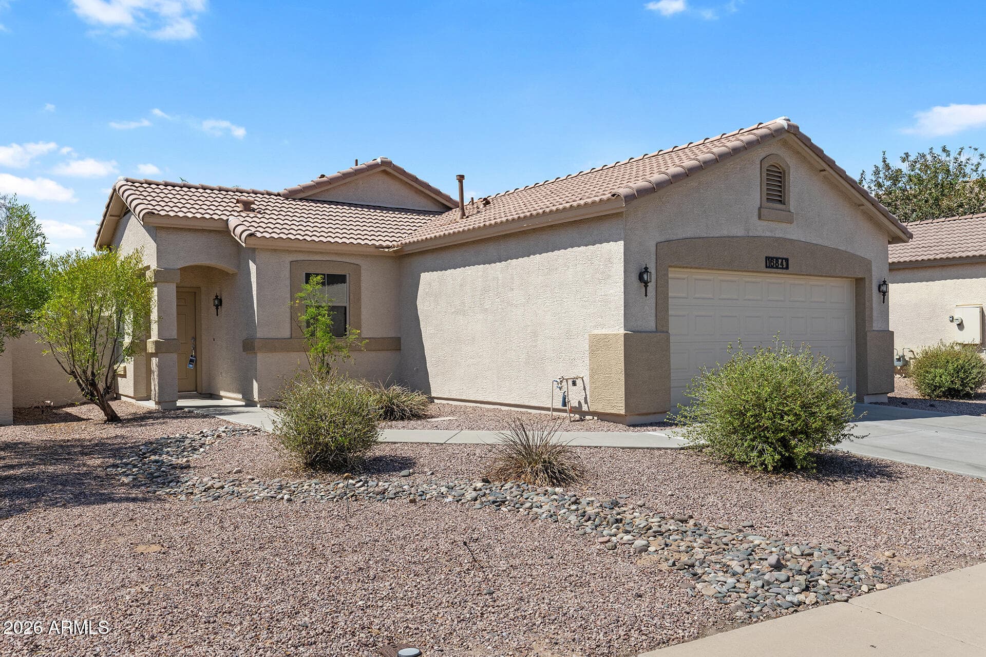 16841 W COTTONWOOD Street, Surprise, AZ 85388 — photo 3 of 37