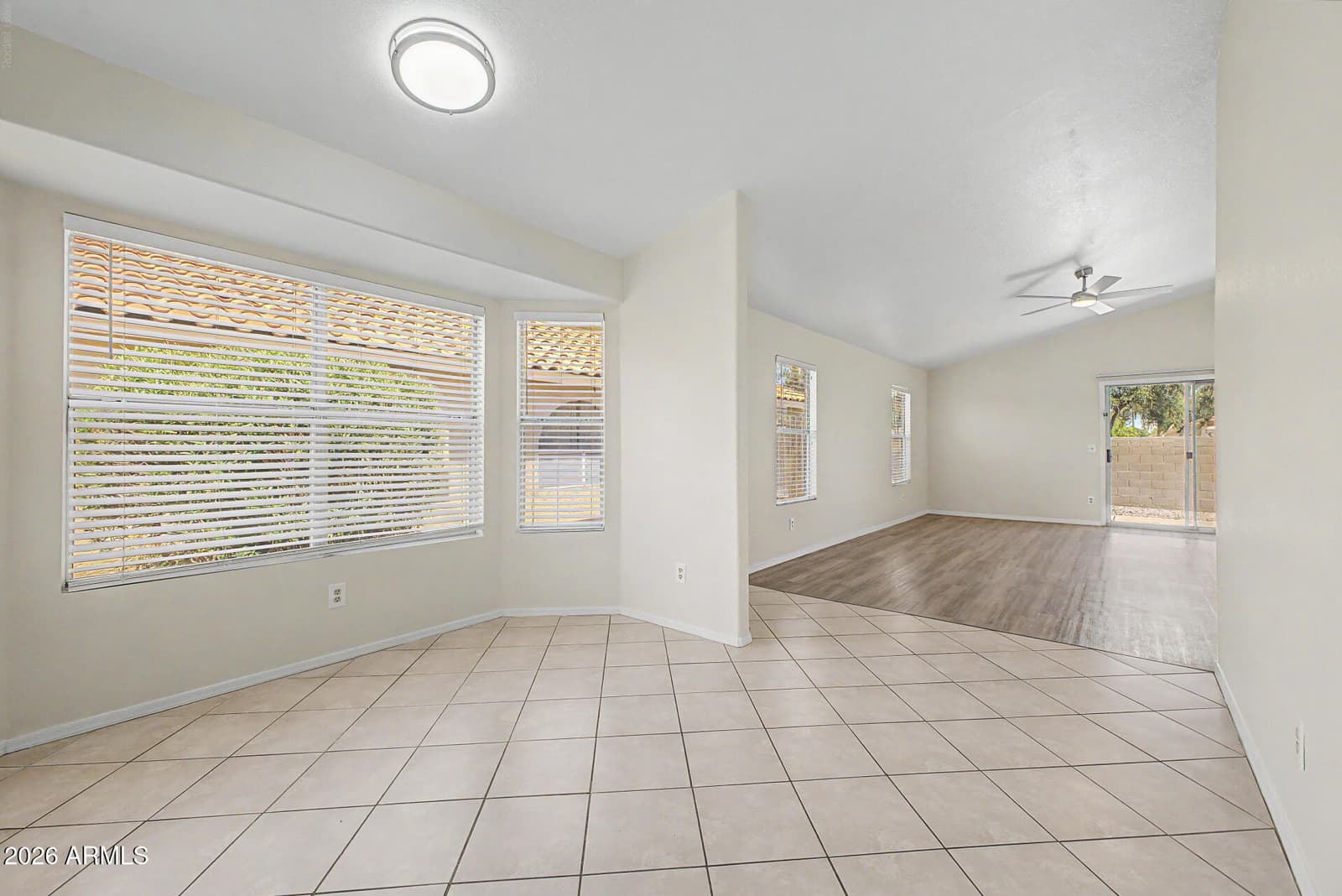 1006 W REDONDO Drive, Gilbert, AZ 85233 — photo 11 of 34