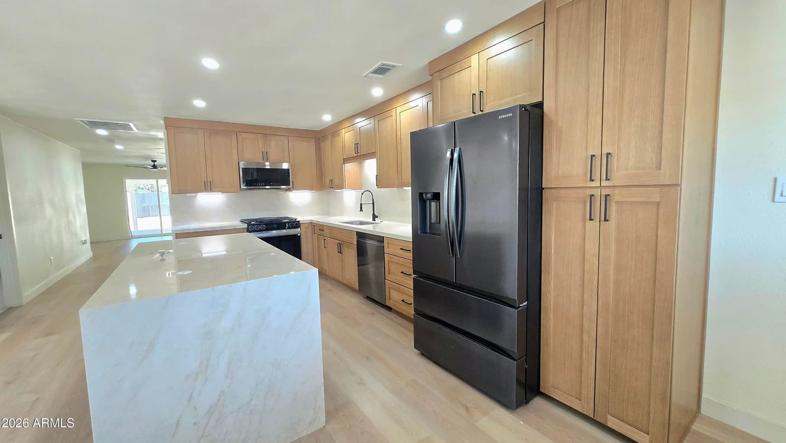 2232 E MITCHELL Drive, Phoenix, AZ 85016 — photo 13 of 35
