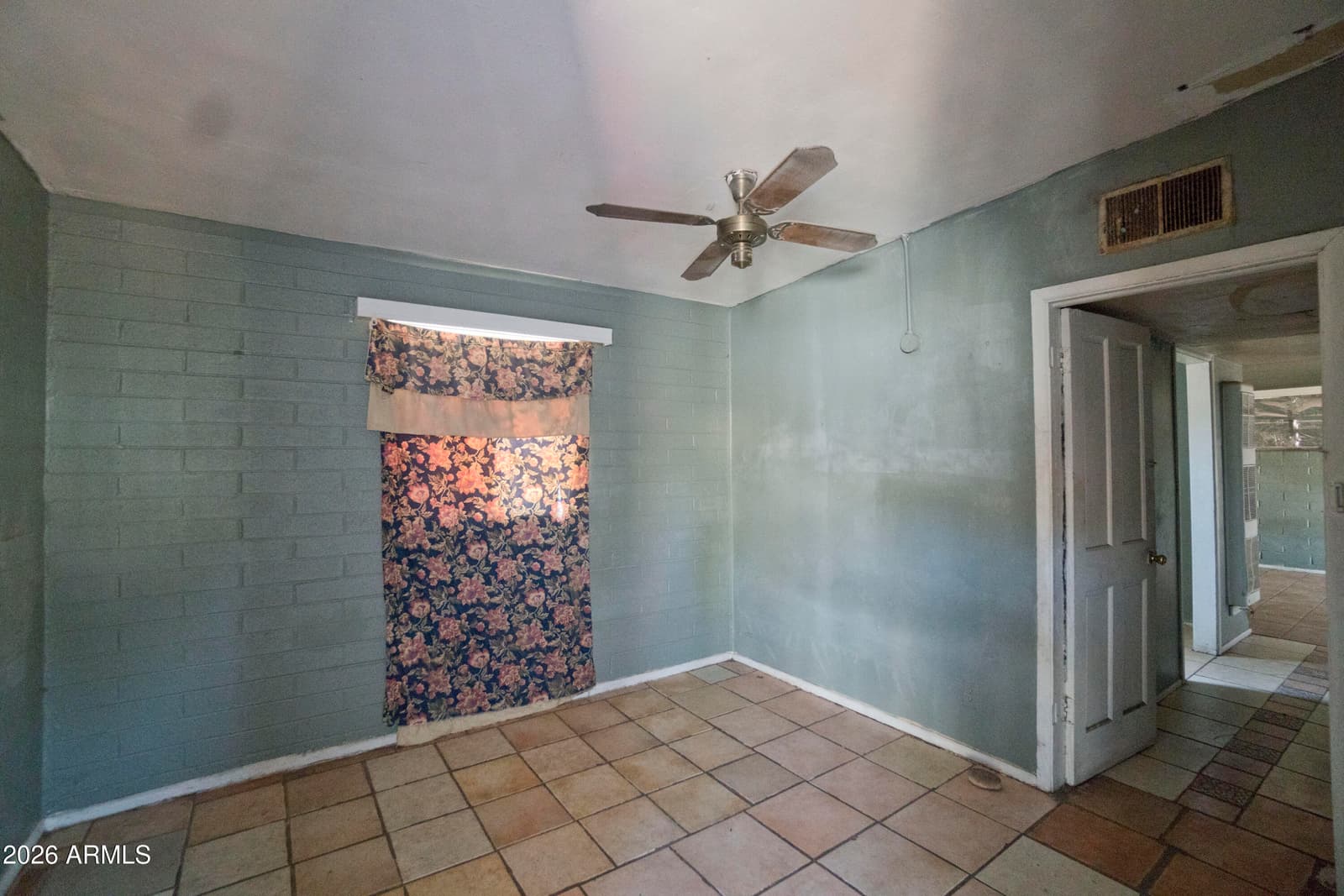 1433 E BRILL Street, Phoenix, AZ 85006 — photo 14 of 21