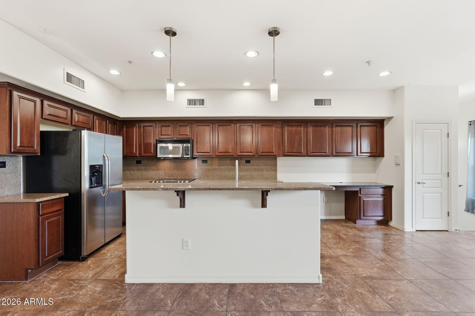 20660 N 40TH Street 2096, Phoenix, AZ 85050 — photo 19 of 24