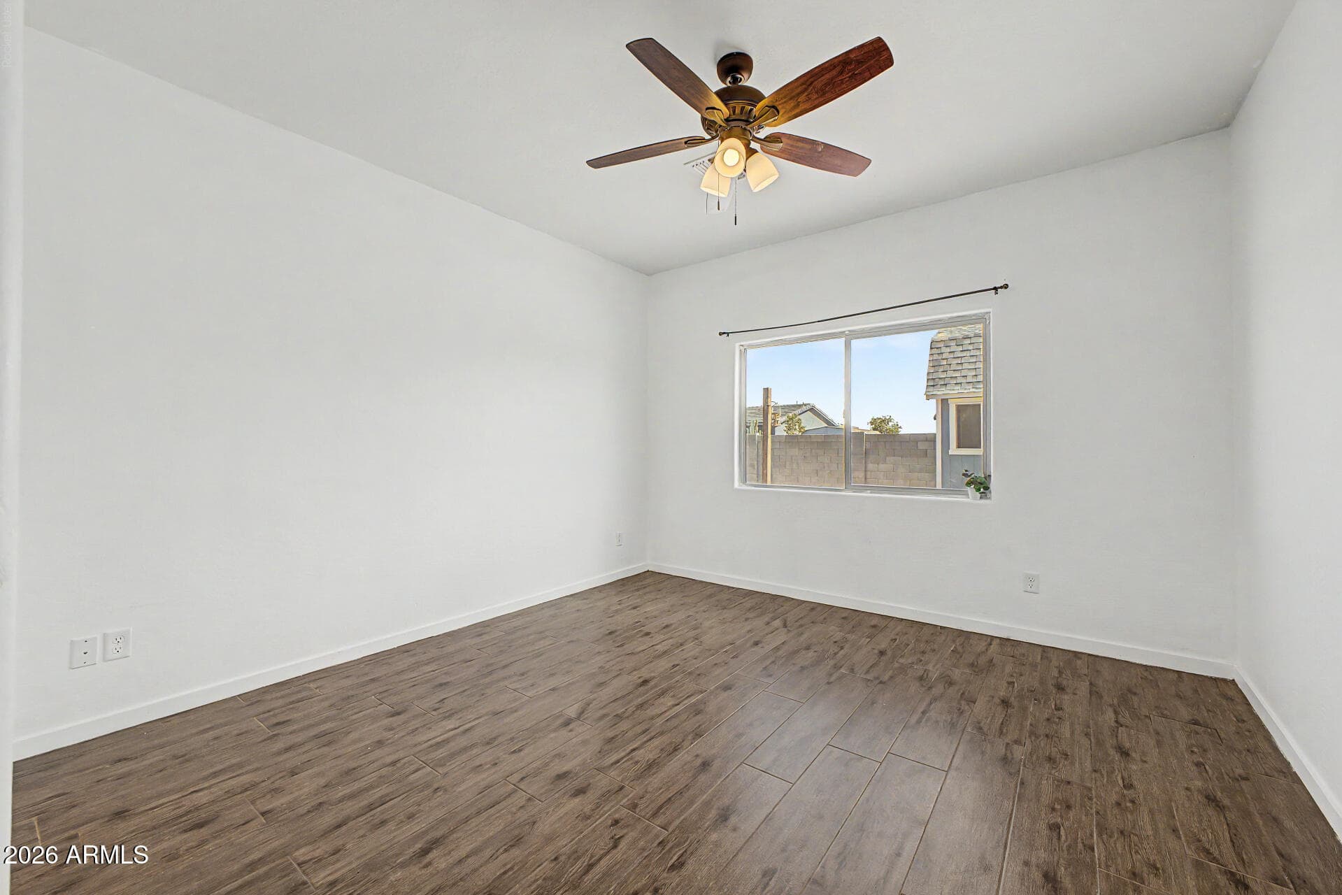 11429 W MADERO Drive, Arizona City, AZ 85123 — photo 16 of 31