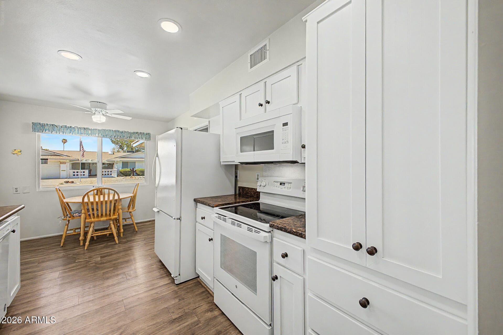 10509 W MISSION Lane, Sun City, AZ 85351 — photo 17 of 36