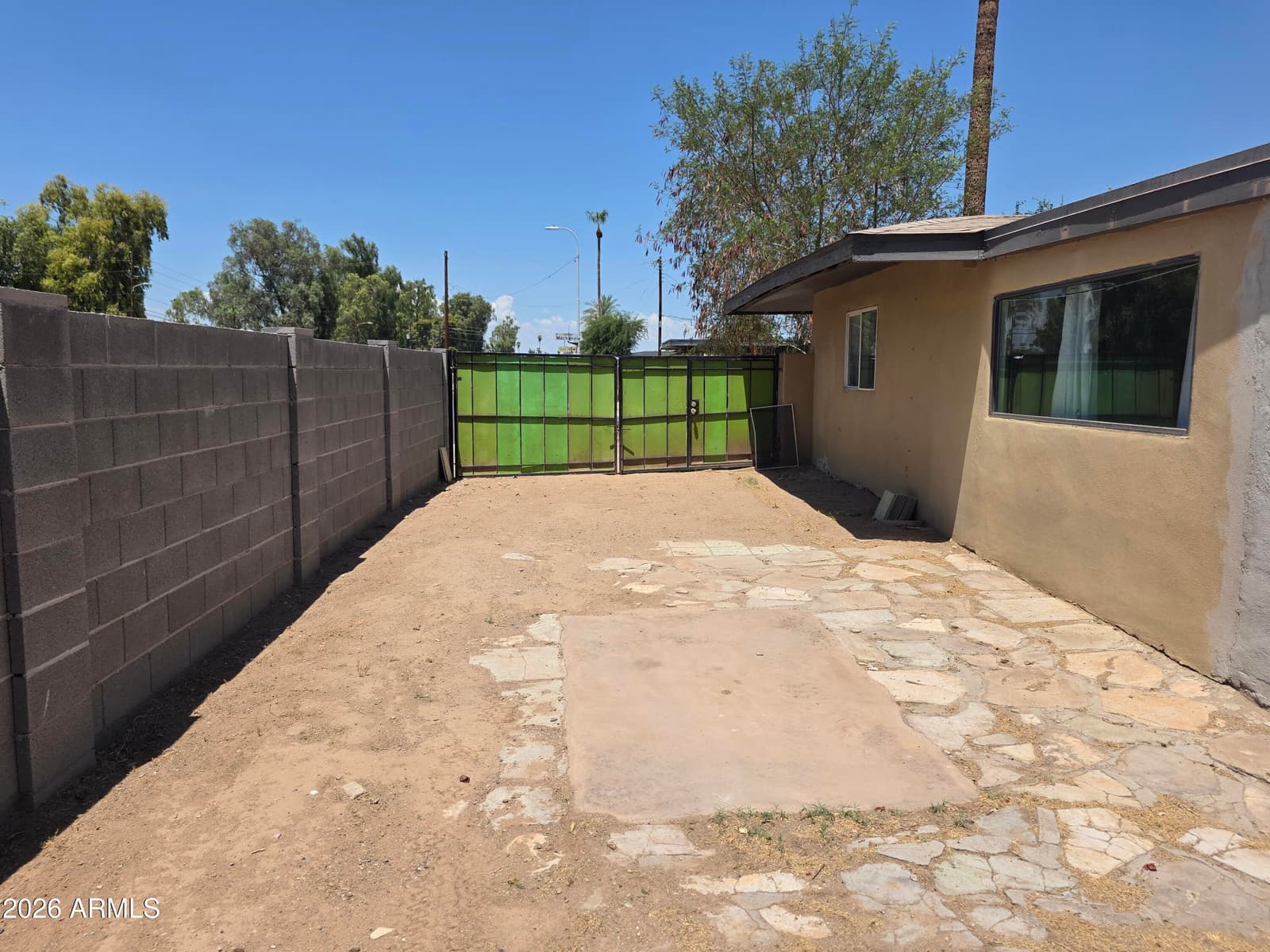 5841 W MACKENZIE Drive, Phoenix, AZ 85031 — photo 28 of 29